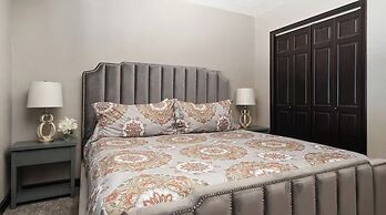 Spacious Mesa Oasis with Heated Pool