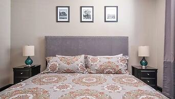 Spacious Mesa Oasis with Heated Pool