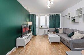 Lumina 3-room apartment with balcony