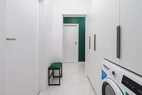 Lumina 3-room apartment with balcony