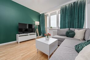 Lumina 3-room apartment with balcony