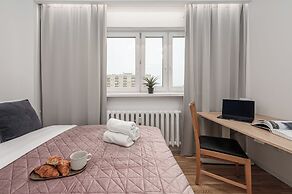 Lumina 3-room apartment with balcony
