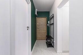 Lumina 3-room apartment with balcony