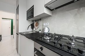 Lumina 3-room apartment with balcony