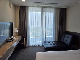 Riviera Hotel Yeongjong