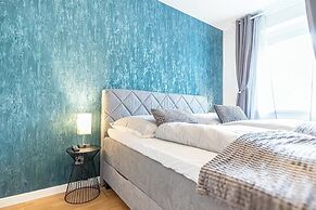 Nice 1BR 1LR Apartment City Center