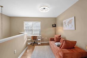 Tusculum Hilltop Haven  For 8