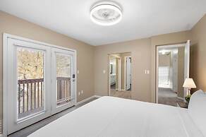 Tusculum Hilltop Haven  For 8