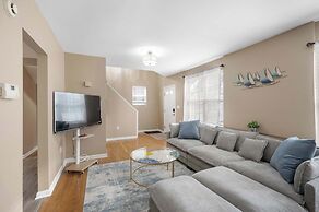 Tusculum Hilltop Haven  For 8