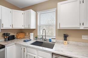 Tusculum Hilltop Haven  For 8