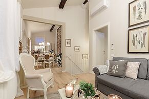 Apartment in Lucca With Terrace Views