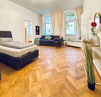 Cozy 2BR Apartment Close to Westbahnhof