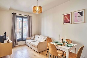 Charming Apartment in Boulogne,