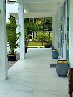 Beautiful Villa Between Jungle, sea and Mountain