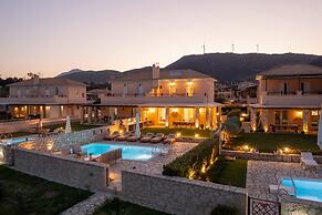 Seafront Villa Ciel With Private Pool in Nafpaktos
