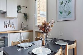 Charming Apartment 1 Bedroom Heart 16th in Paris