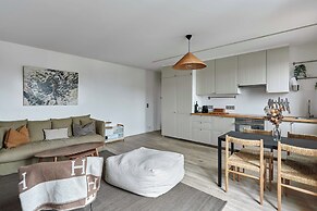 Charming Apartment 1 Bedroom Heart 16th in Paris