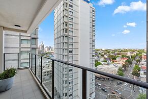 Central Redfern Home With Balcony Escape