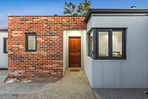 Premium Modern Homestay-Walk to Curtin University-Shared Kitchen