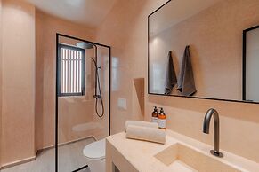 nobi boutique surf hotel