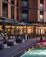 nobi boutique surf hotel