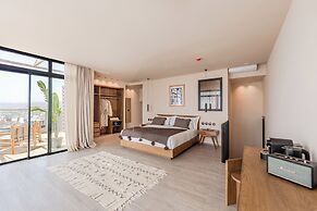 nobi boutique surf hotel