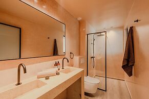 nobi boutique surf hotel