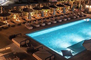 nobi boutique surf hotel