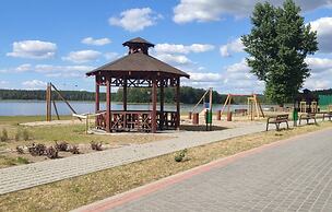 Holiday Apartment With Fireplace, Lake View