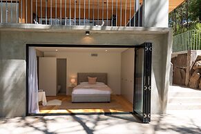 Daydream Cottage - Beachside Luxury in Lilli Pilli