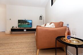 Daydream Cottage - Beachside Luxury in Lilli Pilli
