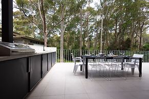 Daydream Cottage - Beachside Luxury in Lilli Pilli