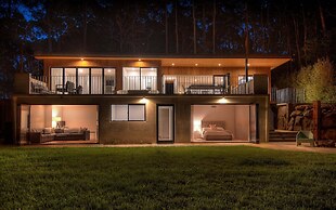 Daydream Cottage - Beachside Luxury in Lilli Pilli