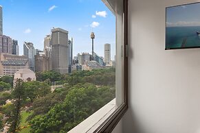 City Escape With Spa Access in Darlinghurst