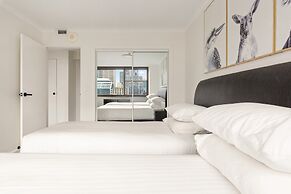 City Escape With Spa Access in Darlinghurst