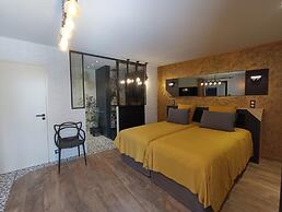 Holiday Home in Vayrac With Private Pool