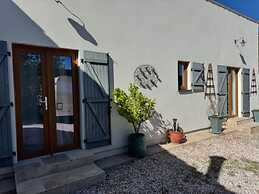 La Rocaille, House for 6 With Swimming Pool