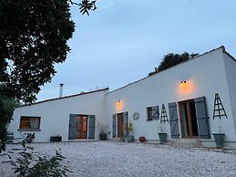 La Rocaille, House for 6 With Swimming Pool
