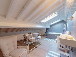Villa in Camaiore With Pool & Tuscan Views