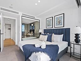 Luxury Beachfront 1-bed Apartment With Pool & Gym