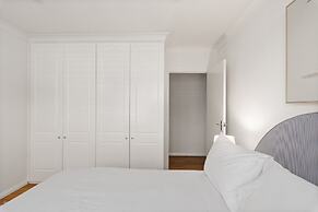 Bright 2-bedroom Apartment Near Coogee Beach