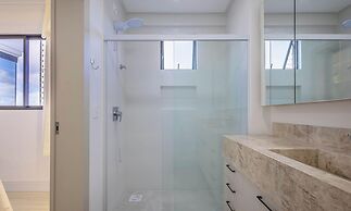 Apt With 3 Suites, Barbecue and sea View Den1301