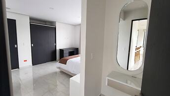 The Palms Hotel