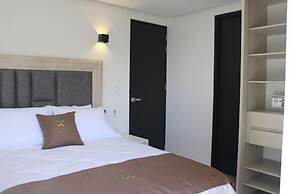 The Palms Hotel