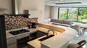 The Palms Hotel