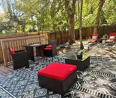 The Coconut Grove Hideaway