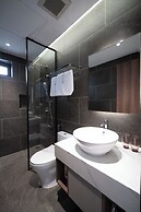 Eli Living Apartment