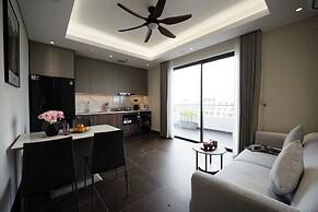 Eli Living Apartment