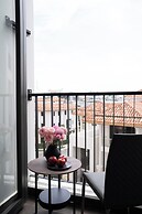 Eli Living Apartment