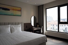 Eli Living Apartment